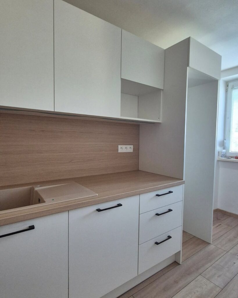 Moderná kuchynská linka Dub Vicenza – Trnava